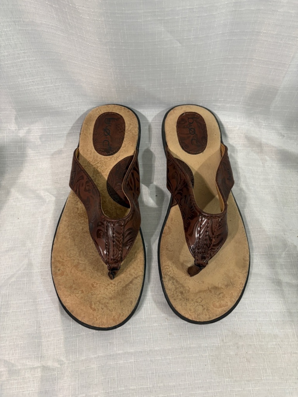 boc Brown Embossed Leather Women’s Thong Sandals